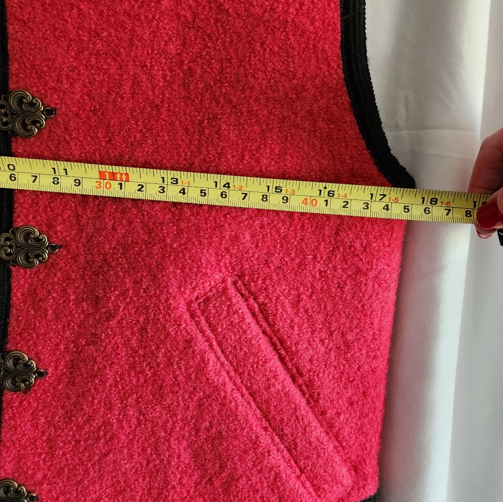 Raspberry Wool Vest - Picture 7 of 8